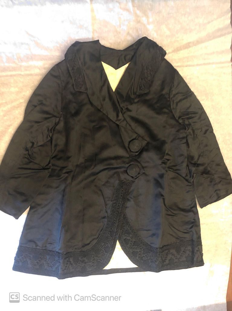          Coat: Child's Black Dress Coat picture number 1
   