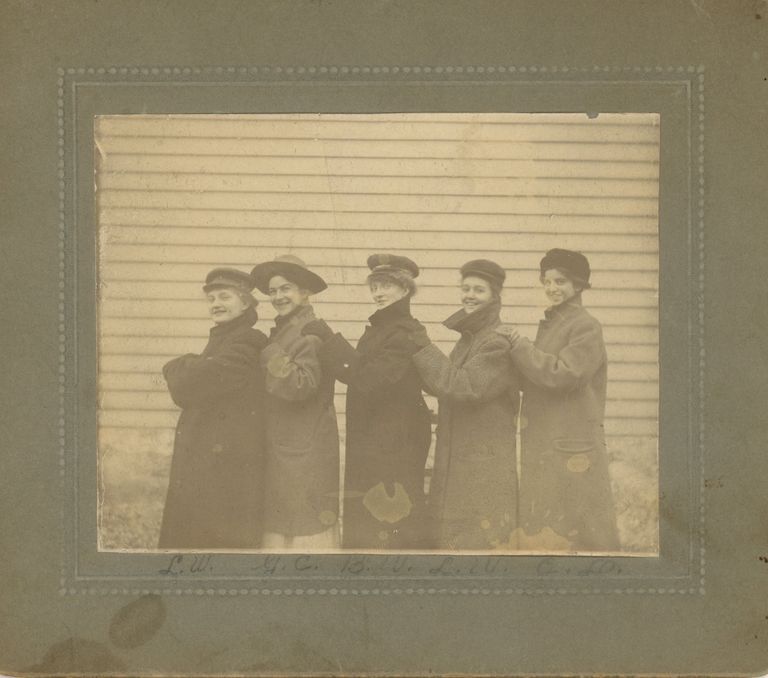          Mangold: Barbara Mangold, Bertha Drasher picture number 1
   