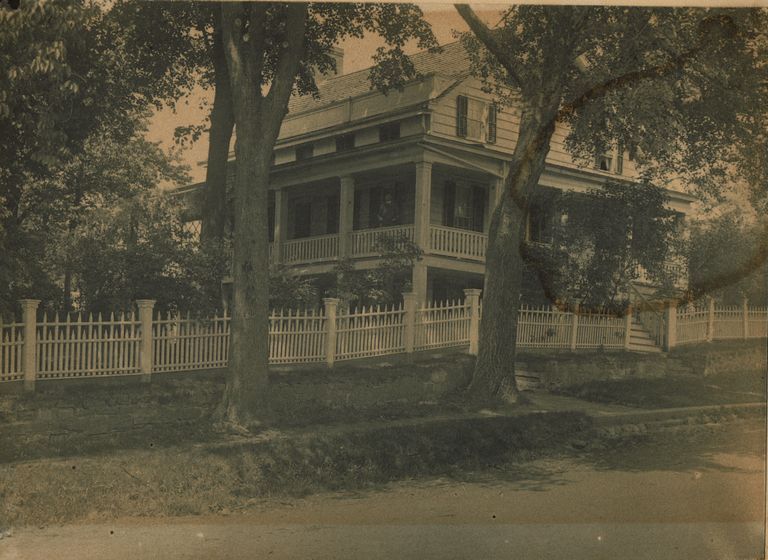         Brison Home, Old Short Hills Road and Brookside Drive picture number 1
   
