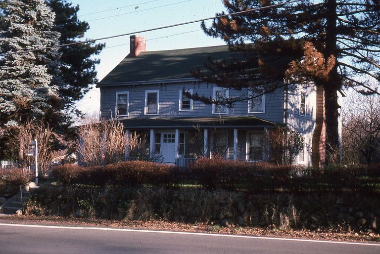          220 White Oak Ridge Road, 1975 picture number 1
   