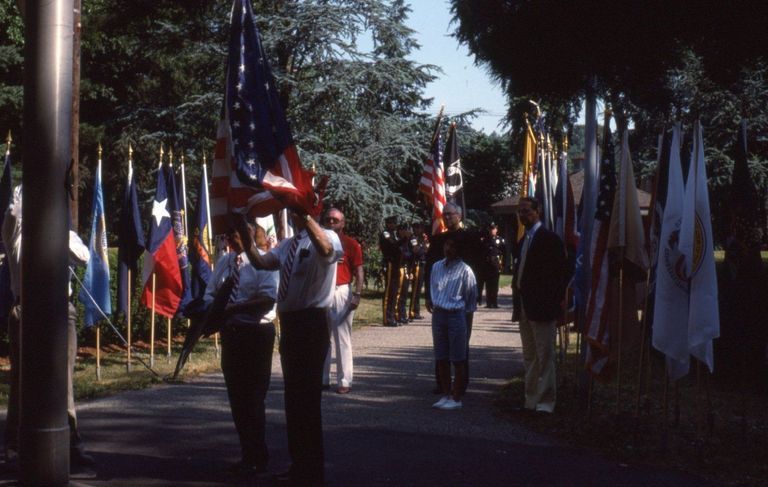          July 4: Flag Raising and Display, 1988 picture number 1
   