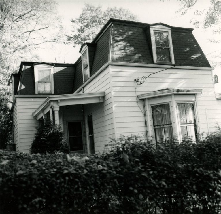          53 Linden Street picture number 1
   