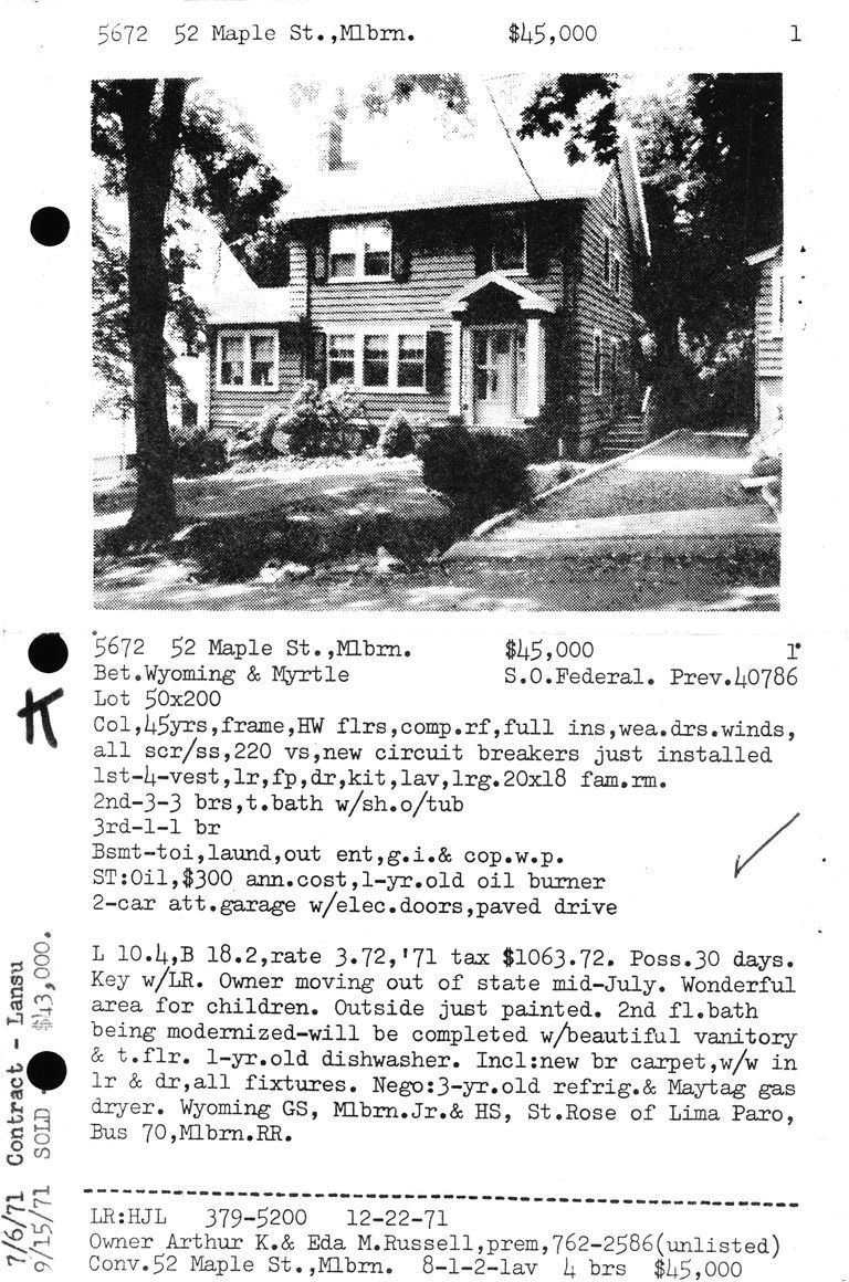          52-MAPLE-STREET- picture number 1
   