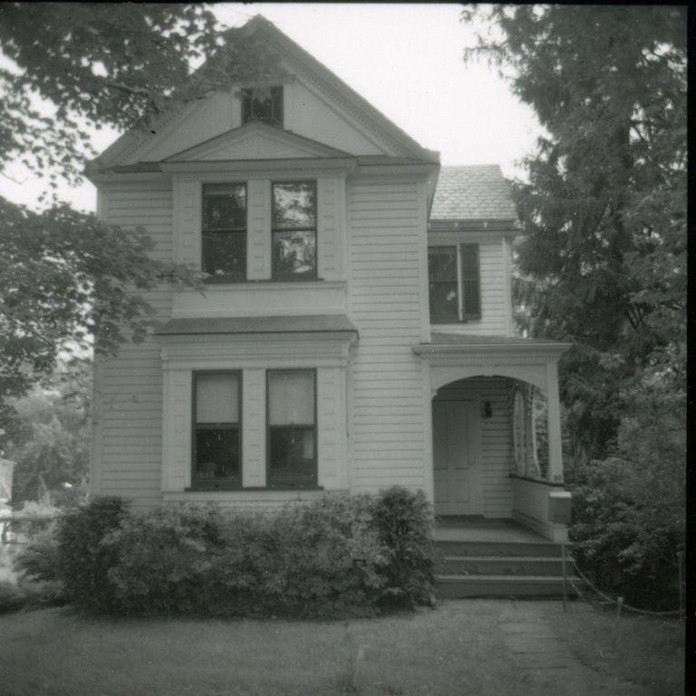          90 Myrtle Avenue picture number 1
   
