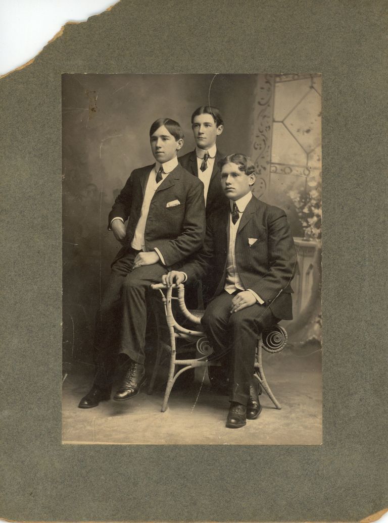          Mangold: William Peter Mangold with Two Young Boys picture number 1
   