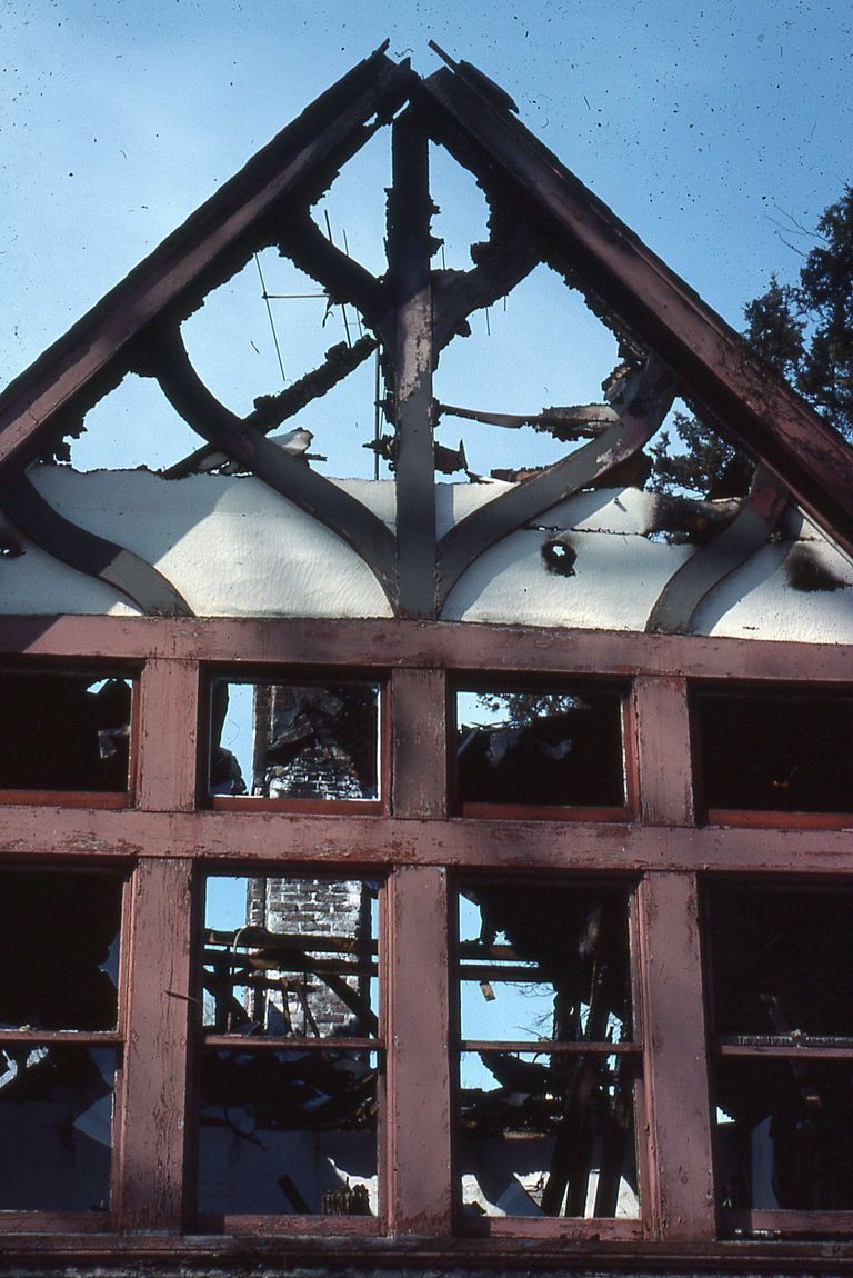          Racquets Club: Racquets Club Fire Aftermath, 1978 picture number 1
   