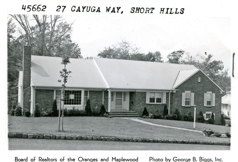          CayugaWay27SH picture number 1
   