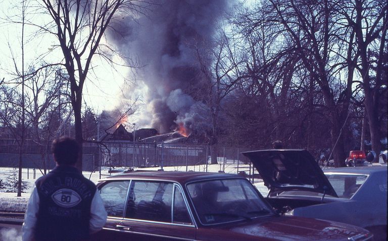          Racquets Club: Racquet's Club Fire, 1978 picture number 1
   