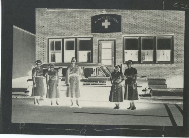          Red Cross: Photograph of the Millburn-Short Hills Red Cross Chapter Building picture number 1
   