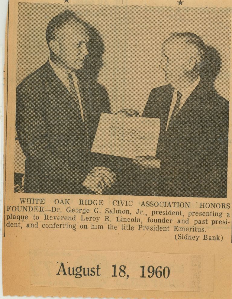          Lincoln: White Oak Ridge Civic Association Award to Leroy Lincoln, 1960 picture number 1
   