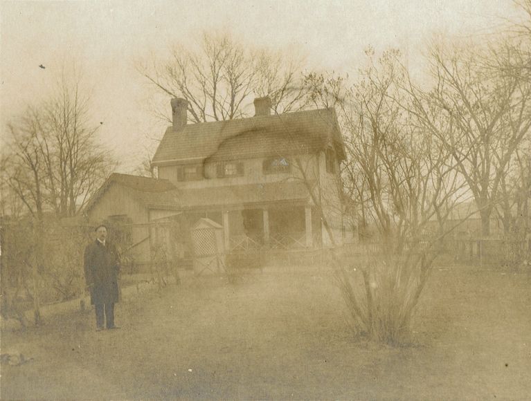          Marshall: Frank Marshall Outside House in Millburn picture number 1
   