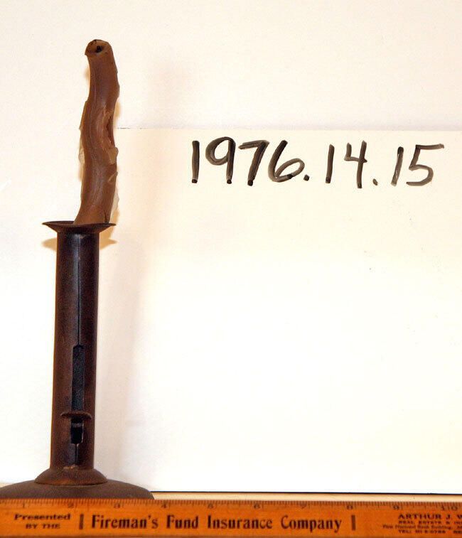          Kahn Collection: Single-candlestick with candle picture number 1
   