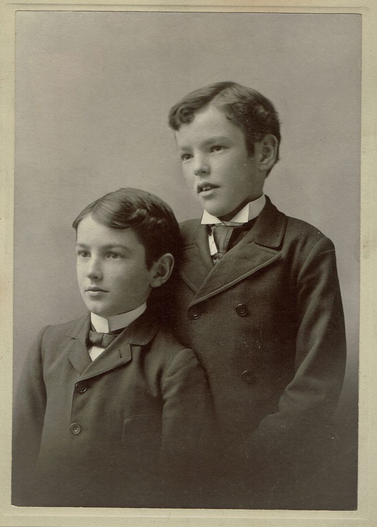          Kellogg: Malcolm and Roy, 1899 picture number 1
   