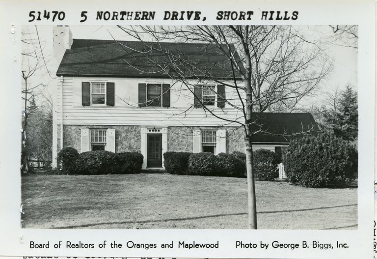          5 Northern Drive, Short Hills picture number 1
   