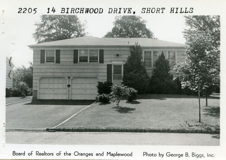          14 Birchwood Drive, Short Hills picture number 1
   