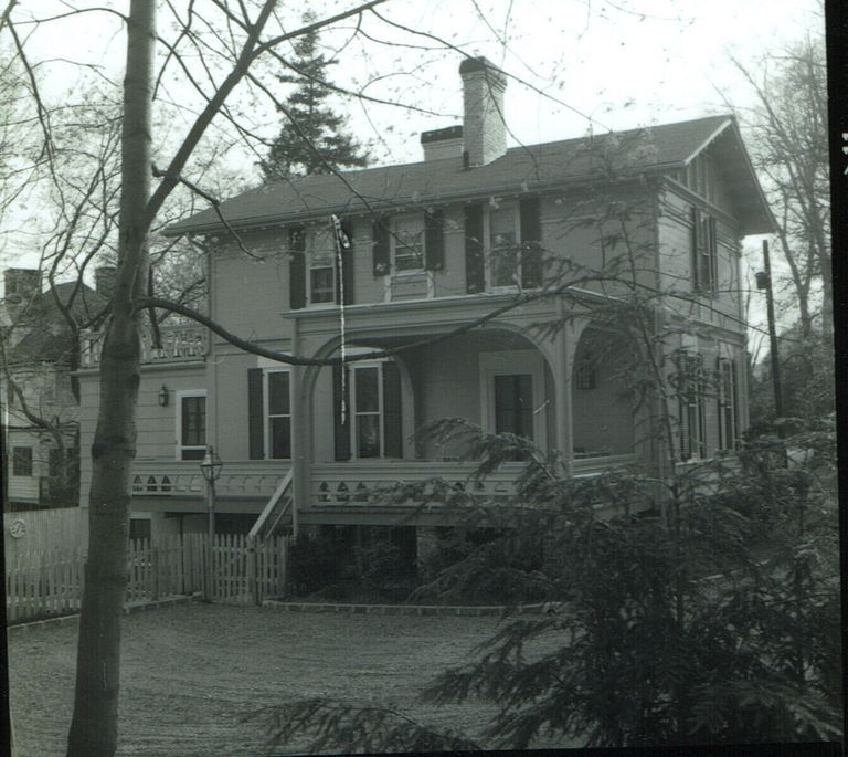          20 Knollwood Road, 1878 picture number 1
   