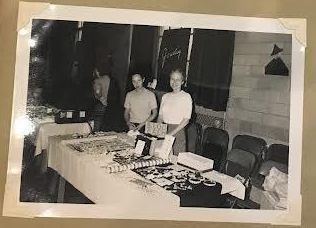          Glenwood Scrapbook: Library Fair picture number 1
   
