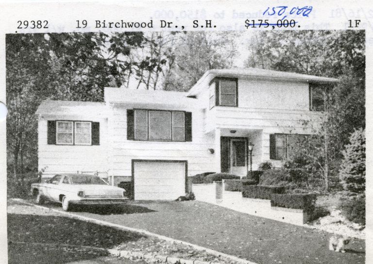          19 Birchwood Drive, Short Hills picture number 1
   