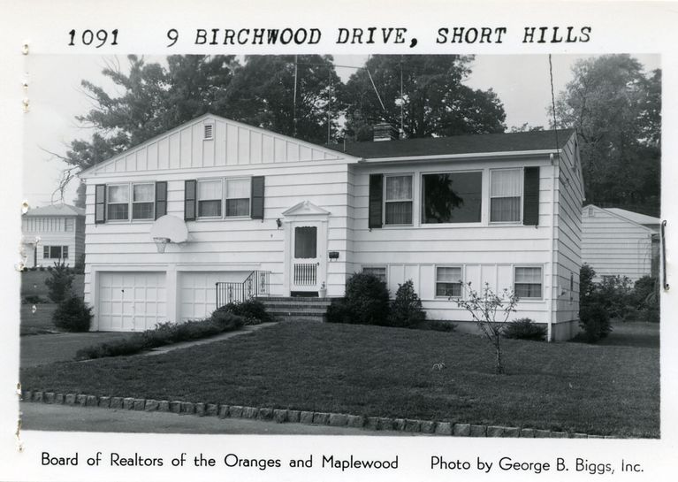          9 Birchwood Drive, Short Hills picture number 1
   