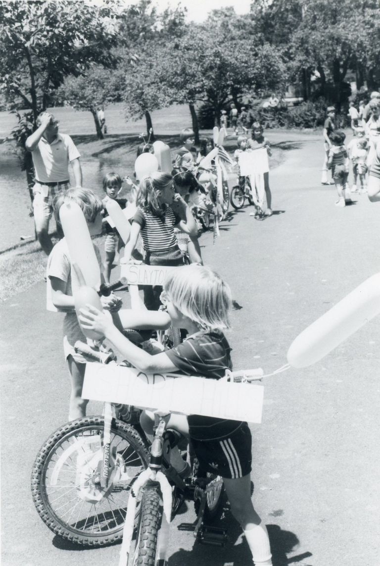          July 4: Bicycle Parade Taylor Park, 1980s picture number 1
   