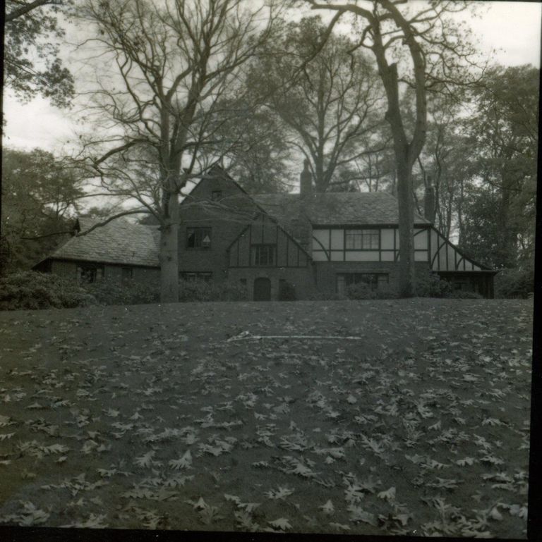          44 Windermere Terrace, Short Hills picture number 1
   