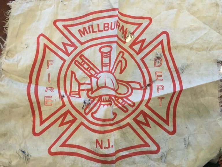          Fire Department: Gray and Red Cloth picture number 1
   