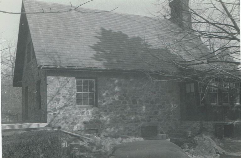          Hartshorn: 153 Highland Avenue, possibly the annex picture number 1
   