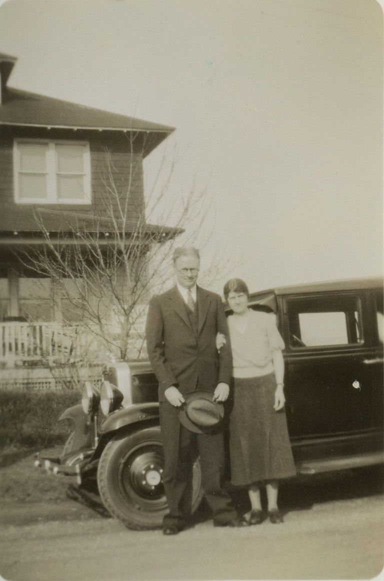          Faddis: Robert and Sarah Faddis, c. 1926 picture number 1
   