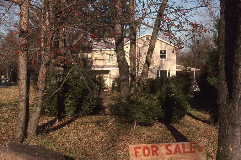          One Myrtle Avenue during remodeling, 1988 picture number 1
   