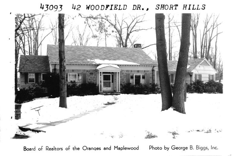          42 Woodfield Drive picture number 1
   