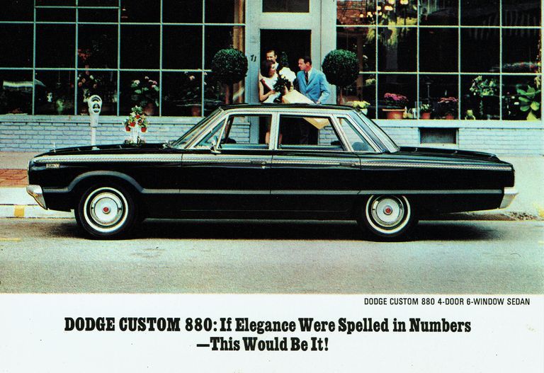          Jowitt Motors: Dodge Custom 880 Postcard picture number 1
   