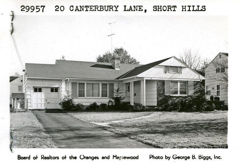          20 Canterbury Lane, Short Hills picture number 1
   