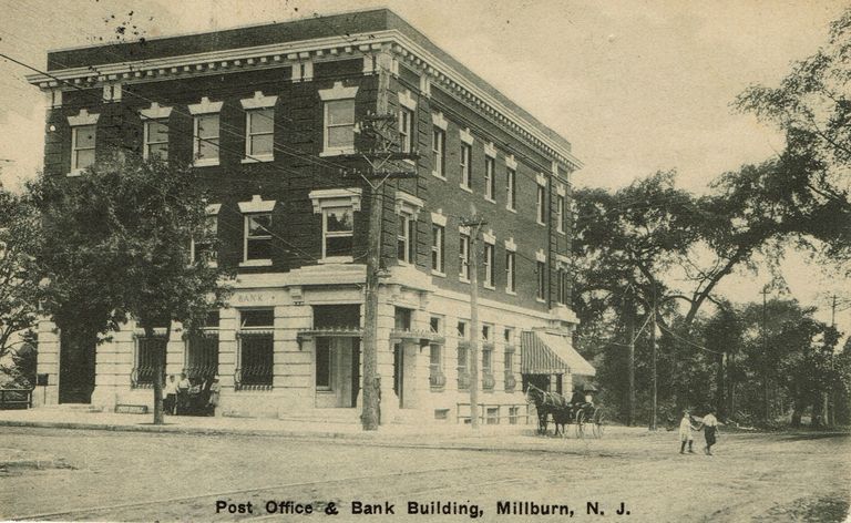          Post Office and Bank: First National Bank and Post Office, 1914 picture number 1
   