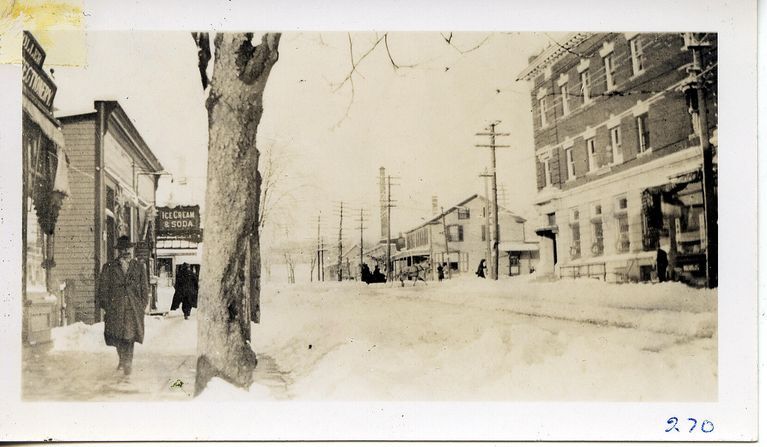          Looking up Main Street; Image ID #270
   