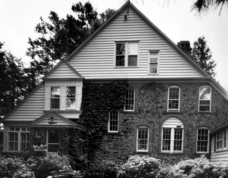          Hartshorn House # 19; Shingle Style
   