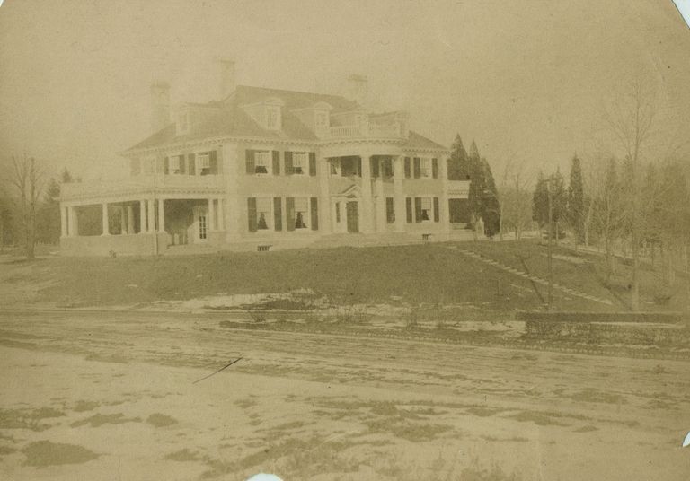          Photo from January 15, 1903; John Shackleton Photography
   