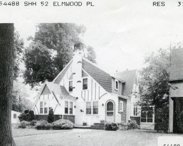          52 Elmwood Place, Short Hills picture number 1
   