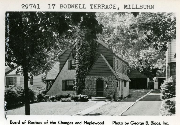          17 Bodwell Terrace, Millburn picture number 1
   