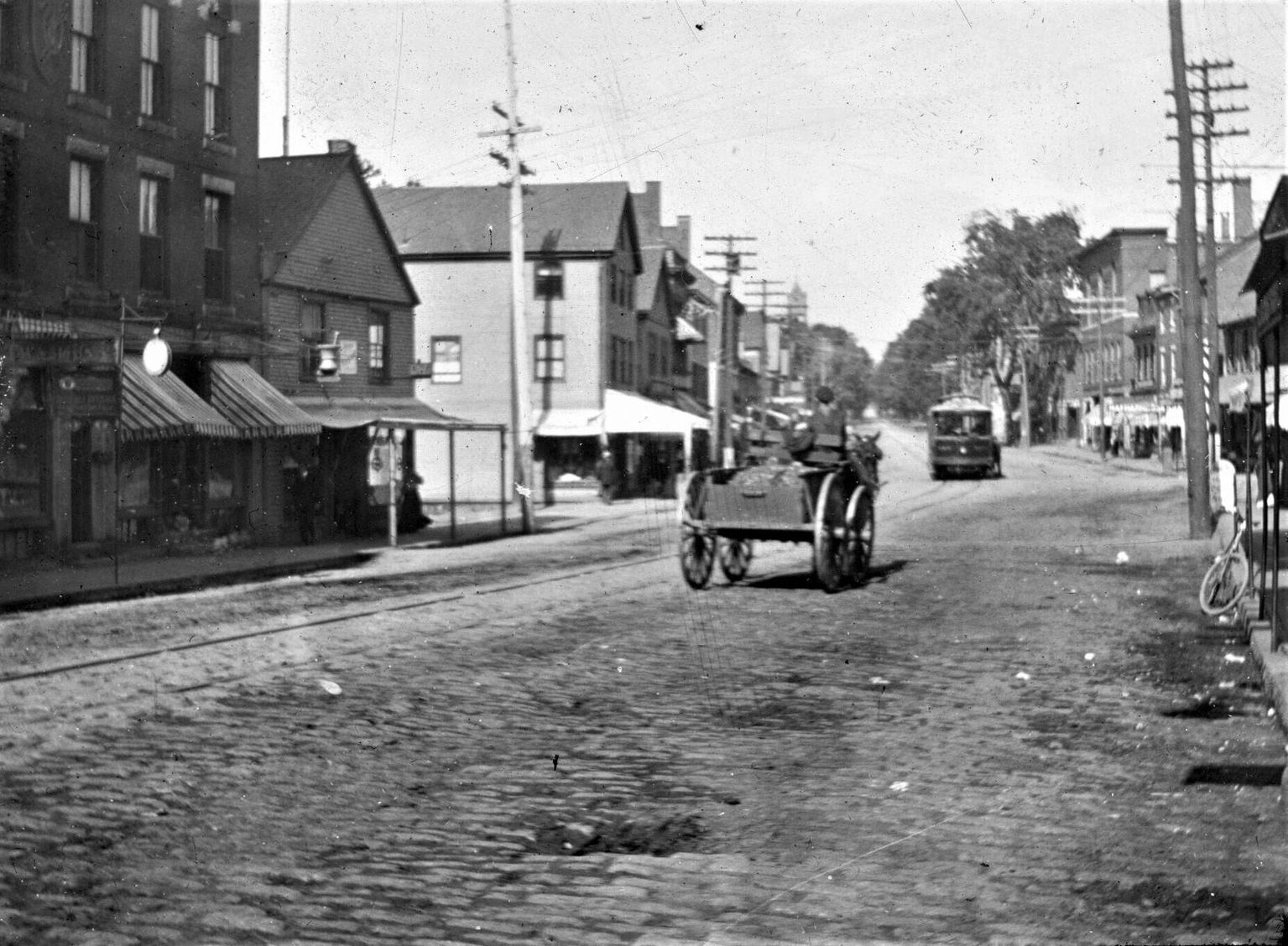 Charles E. Moody's Saco (1890-1914)