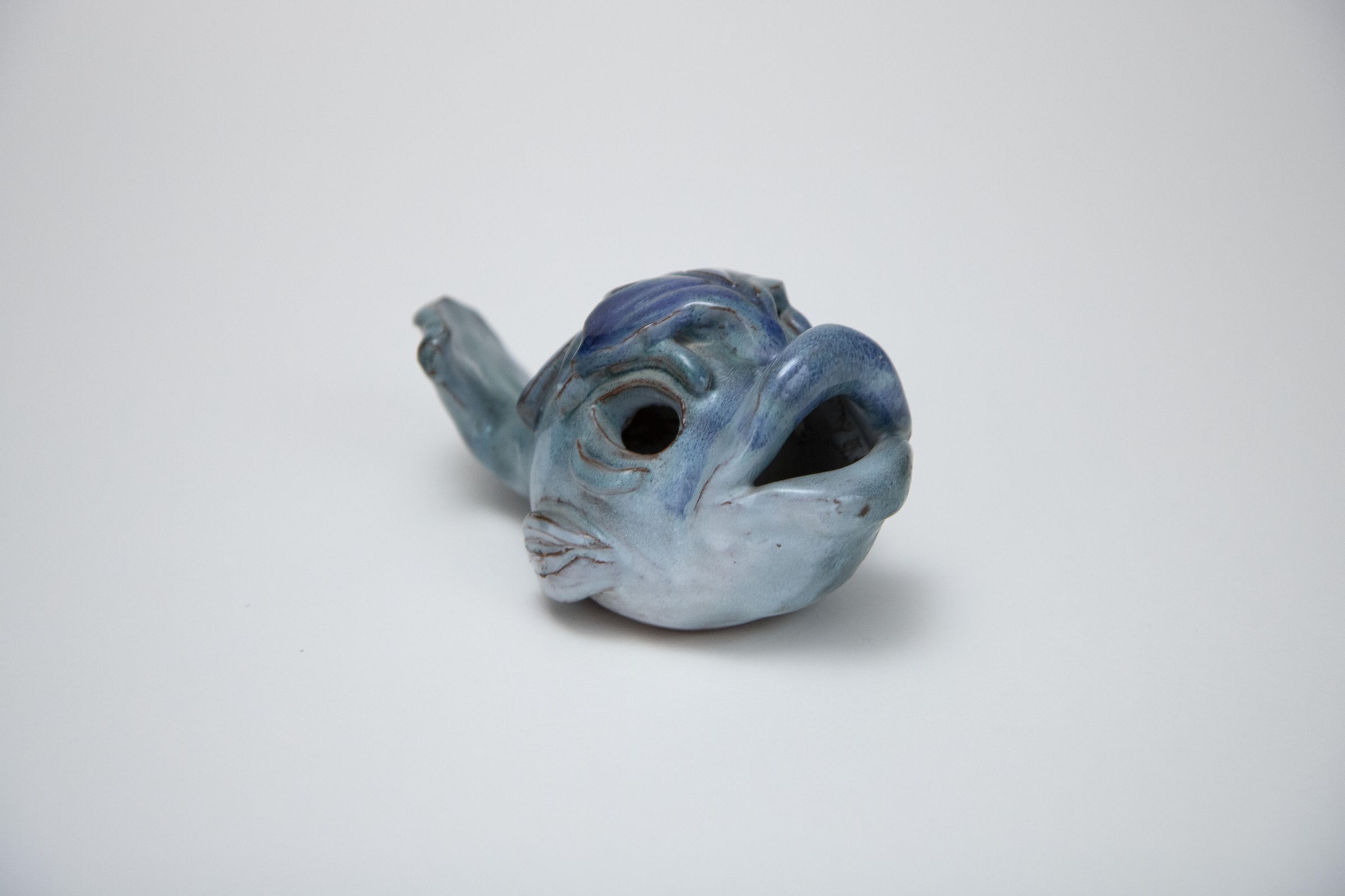 Untitled (Pair of dolphins) picture number 1