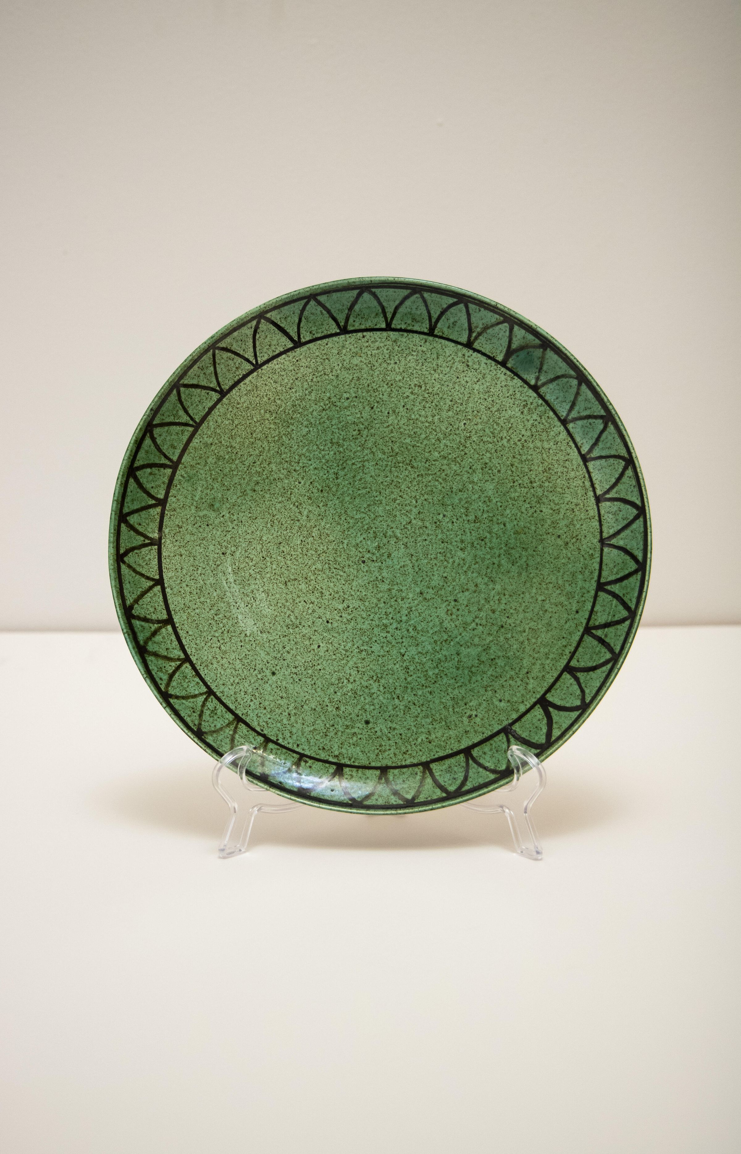 Untitled (Green Plate 1) picture number 1