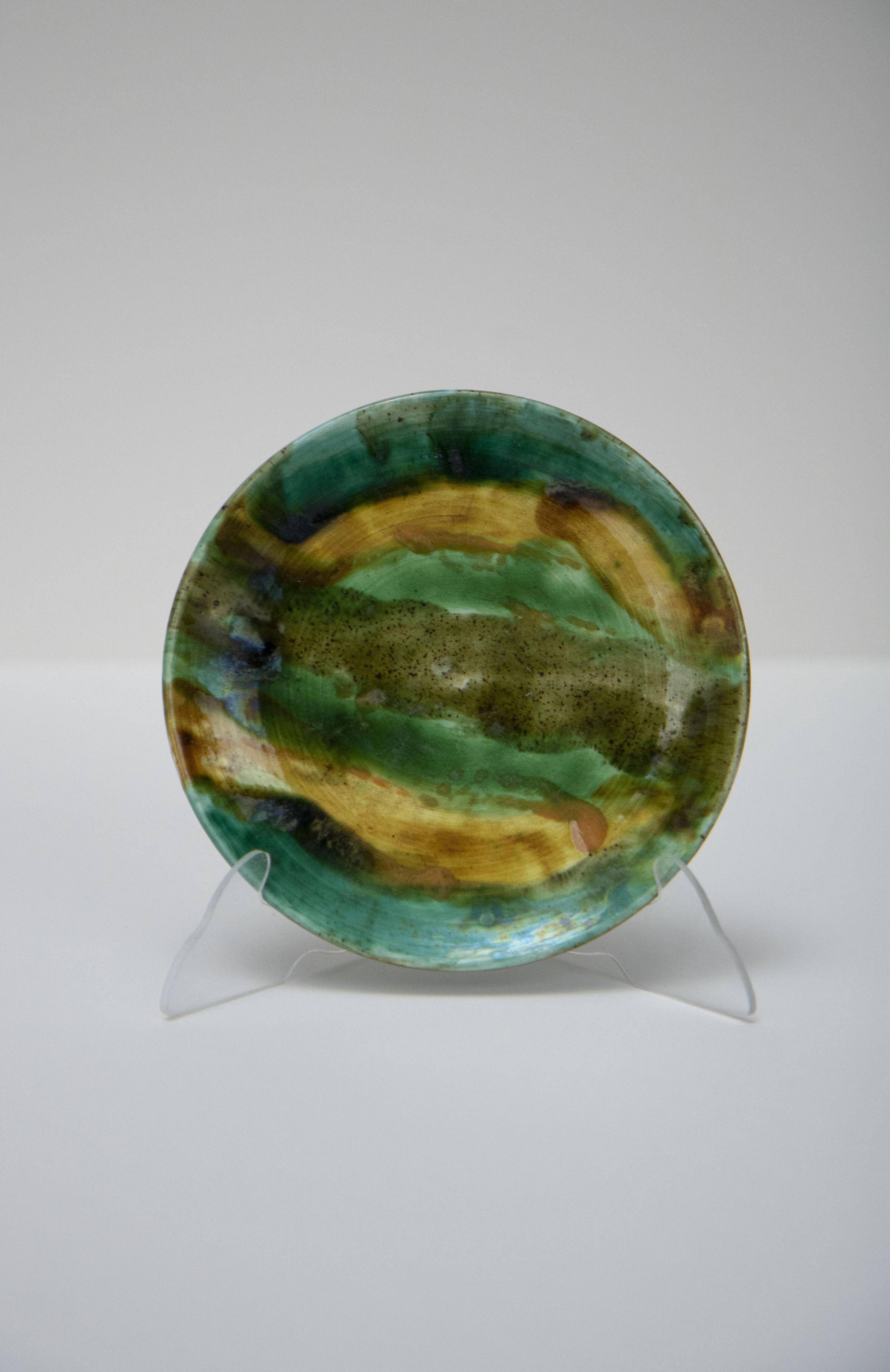 Untitled (2 small plates - damaged) picture number 1