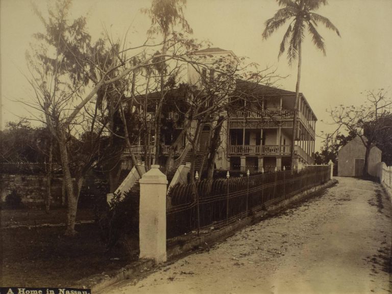 A Home In Nassau (print 385) picture number 1