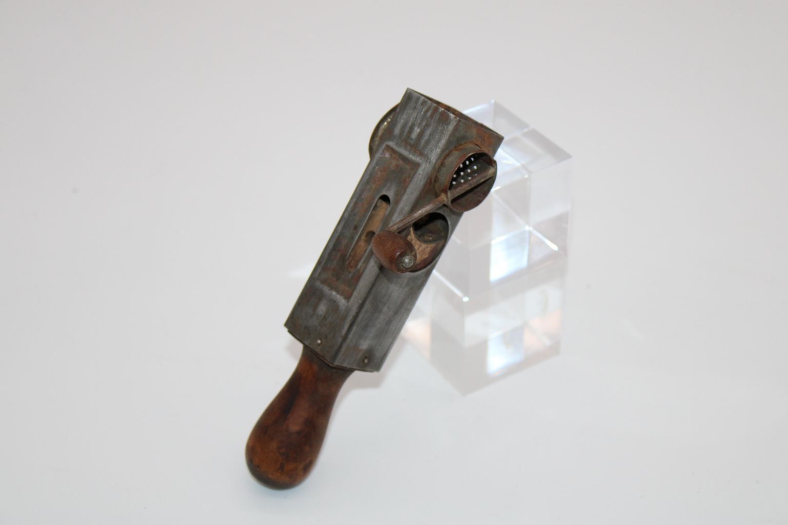 Object - Tools, Farm & Home