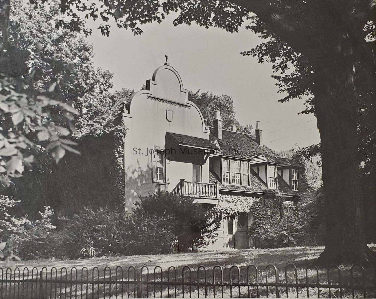 St. Joseph Museums: Exhibits of the Past