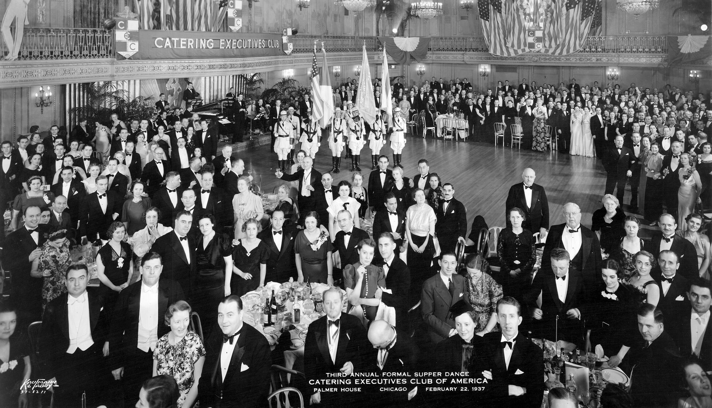 Palmer House, a Hilton Hotel hero image