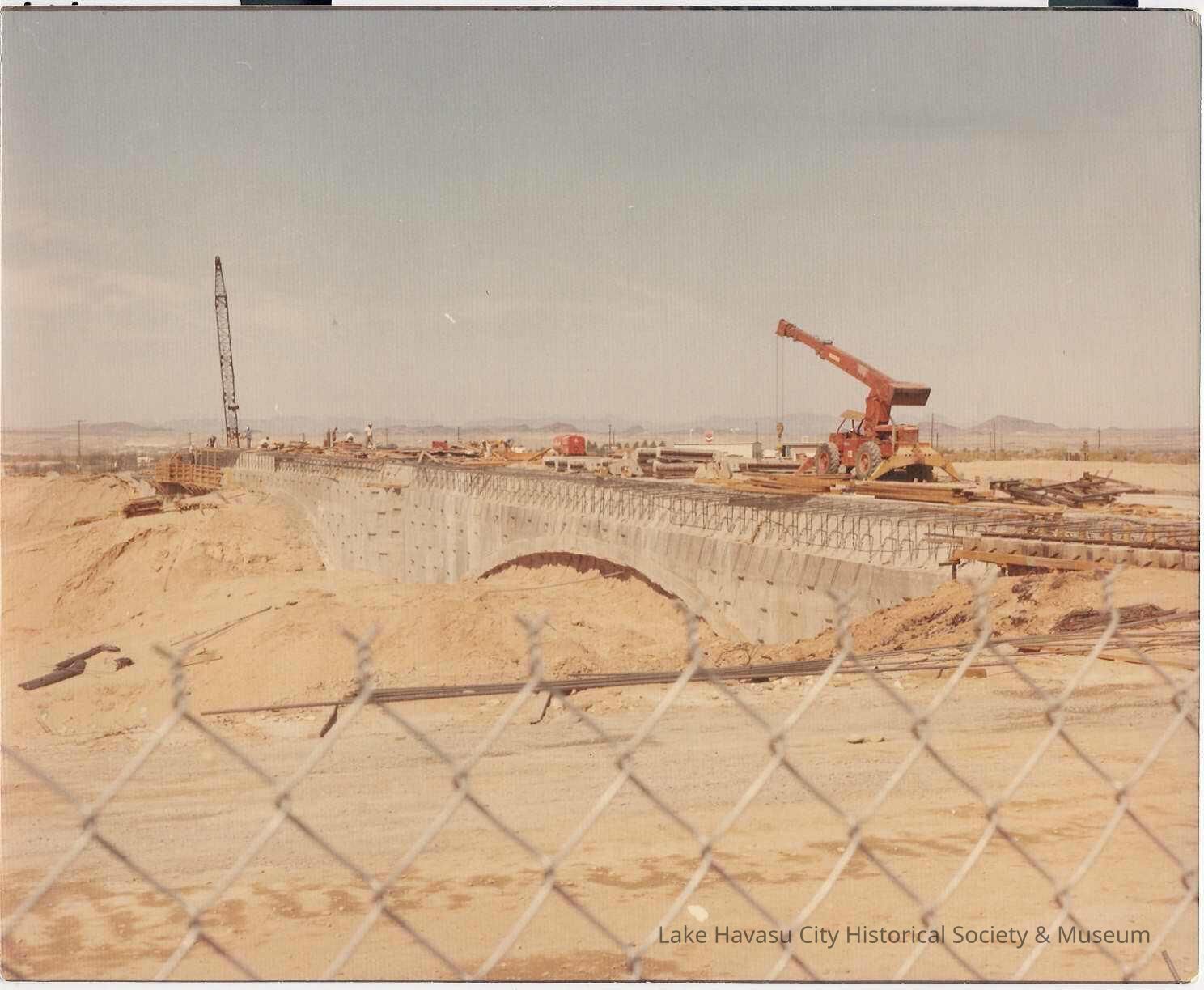 Series #3: Construction Of London Bridge (pre-dedication)