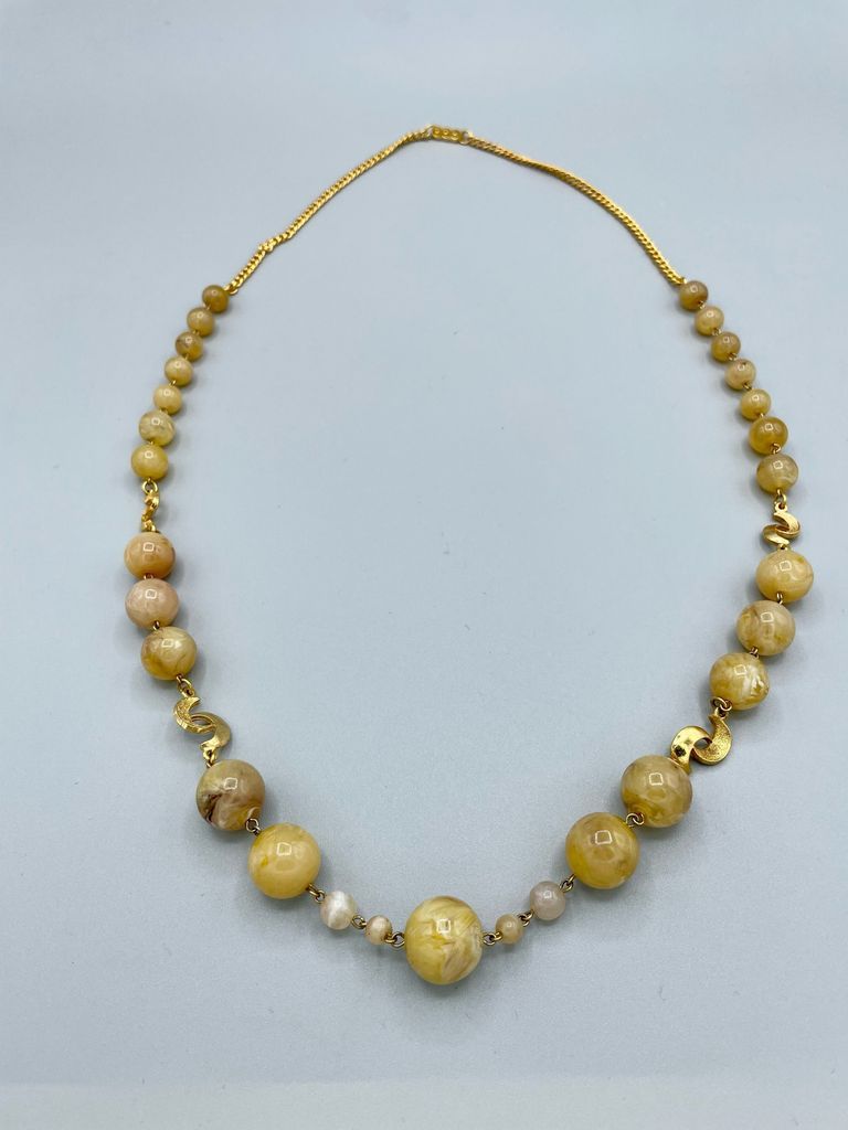 Bead Necklace with Gilt-Metal Curb Chain and Scroll Spacers - Image 3