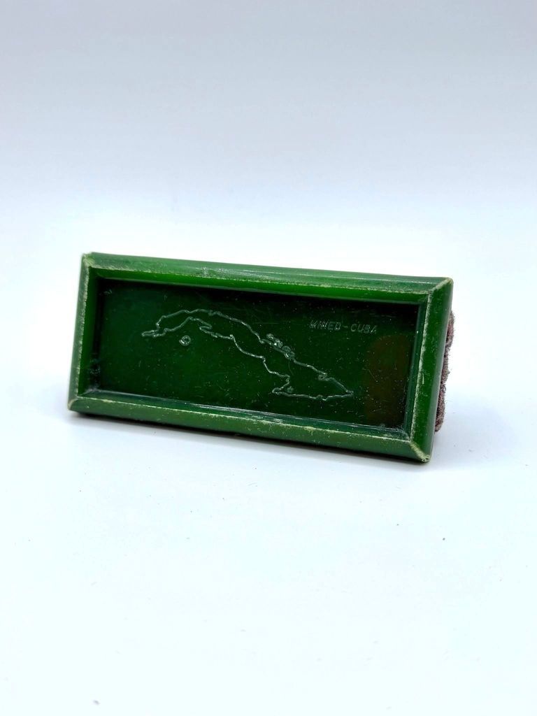 Blackboard eraser, MINED (Cuban Ministry of Education)