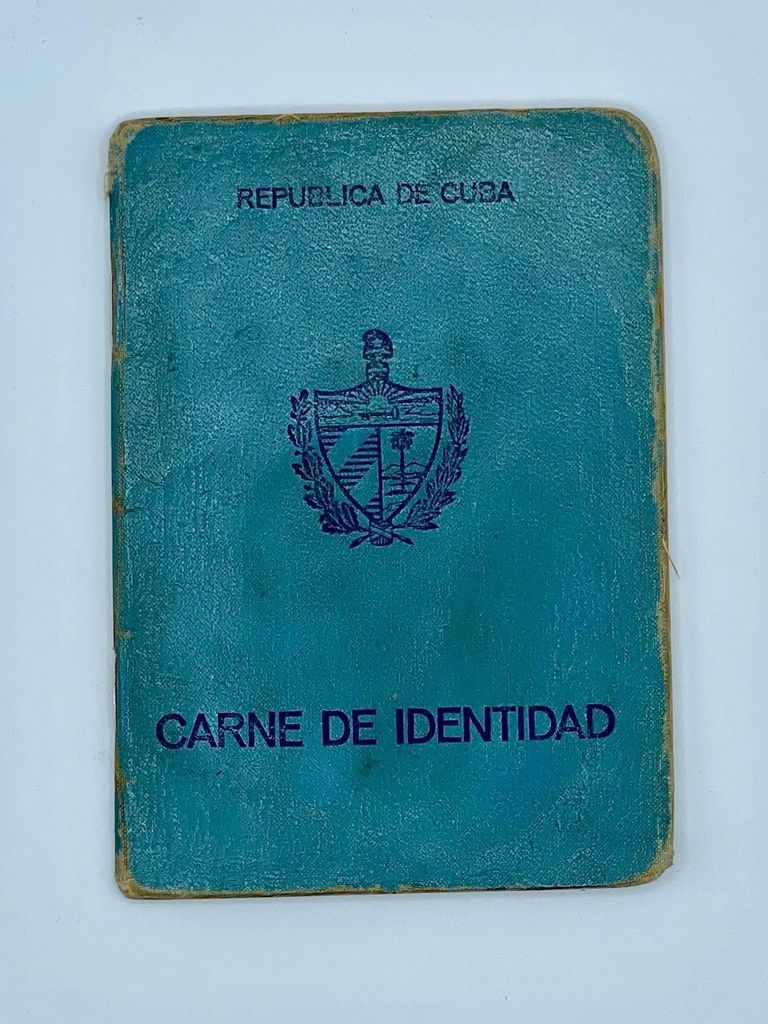Identity Booklet (Carné de Identidad)